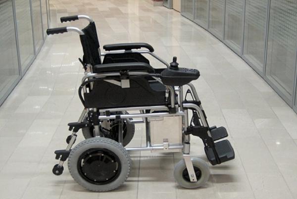 صندلی چرخدار پله رو معلولین 